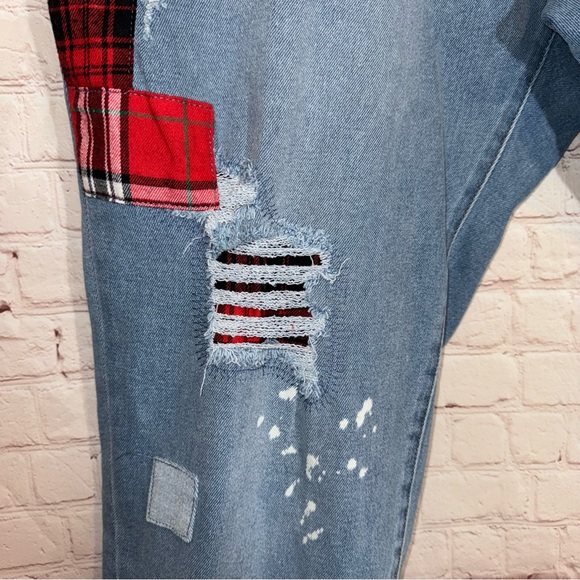 LANE BRYANT Signature Fit Boyfriend Jean- Light Wash with Patchwork, Size 22 - Picture 7 of 13